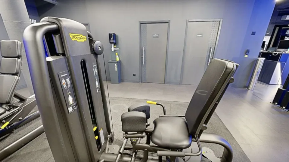 Illustration Fitness Park : Abductor Technogym